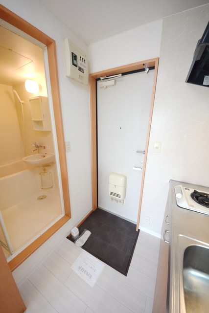 玄関　～行ってきますっ～