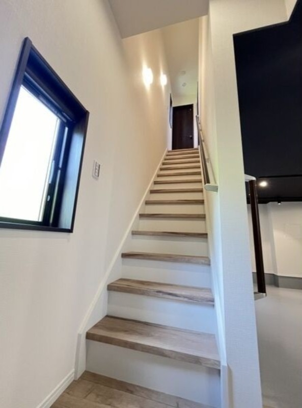 玄関　図面と現状に相違がある場合には現状を優先