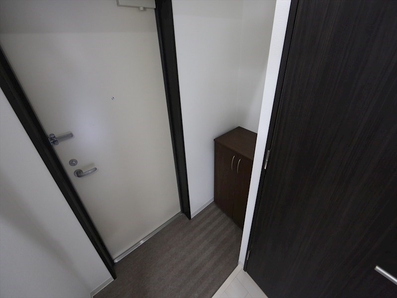 玄関　玄関　シューズボックス付