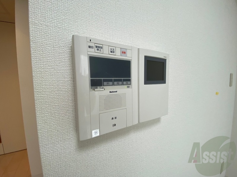 セキュリティ　インターホンで来客確認ができます。安心ですね。