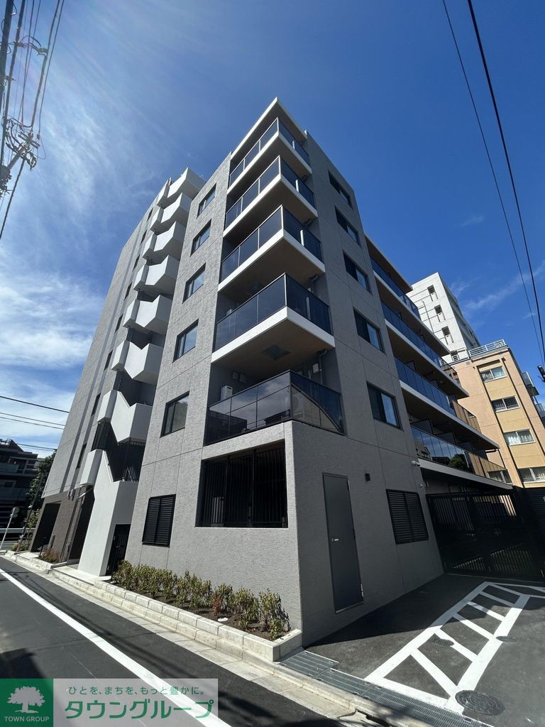 建物外観　お問い合わせは03-3317-3300まで。