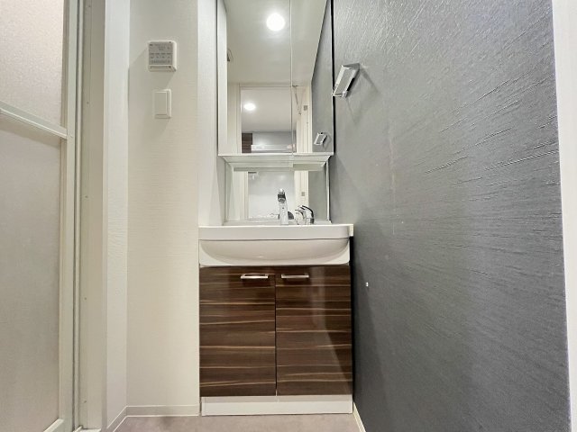 洗面設備　忙しい朝には欠かせない洗面所です