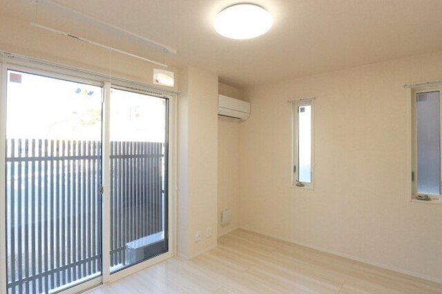 居室・リビング　洋室写真