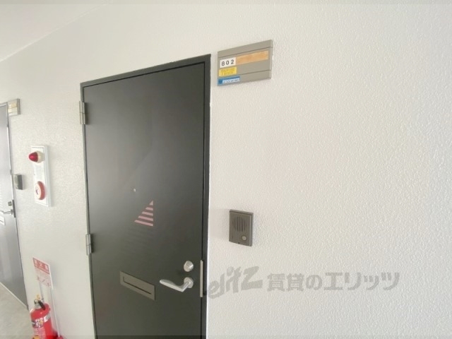 玄関　インターホン