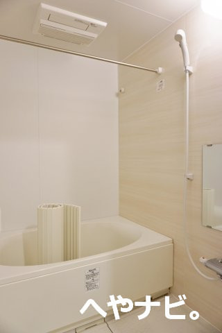 バス・シャワールーム　★浴室乾燥機で梅雨時期も◎