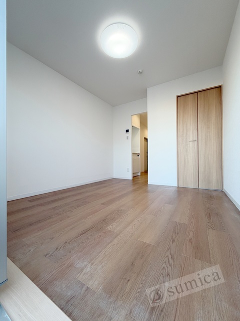 居室・リビング　扉を開ければこの解放感＾０＾さぁどう使いましょうか。。。