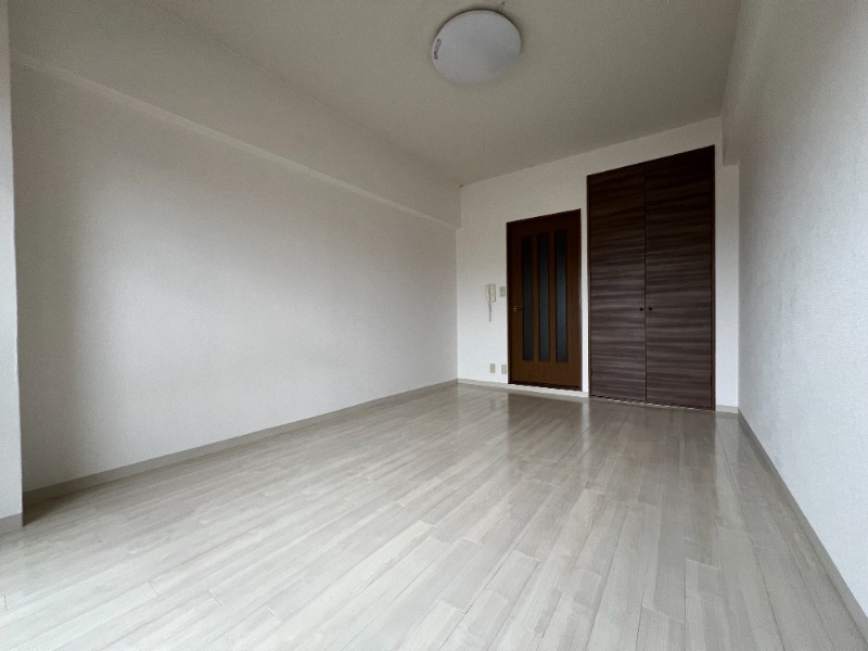 居室・リビング　別号室イメージ