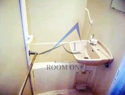 バス・シャワールーム　お風呂です。