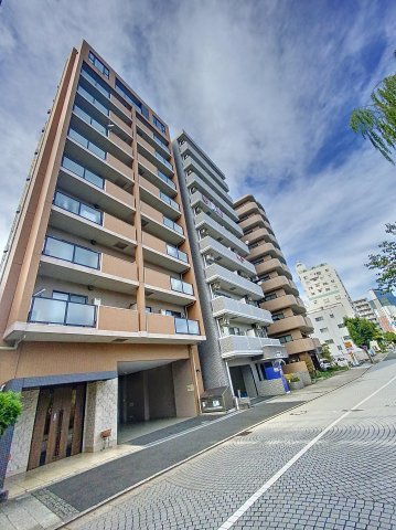 建物外観　各線「横浜」駅徒歩圏内の好立地です