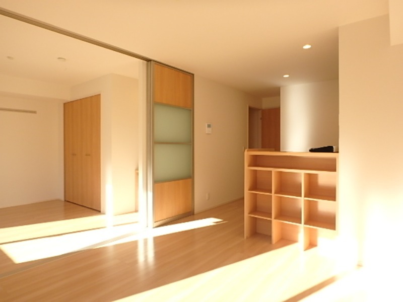 居室・リビング　図面と現状に相違がある場合には現状を優先