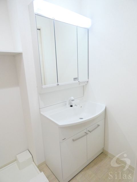 洗面設備　同仕様