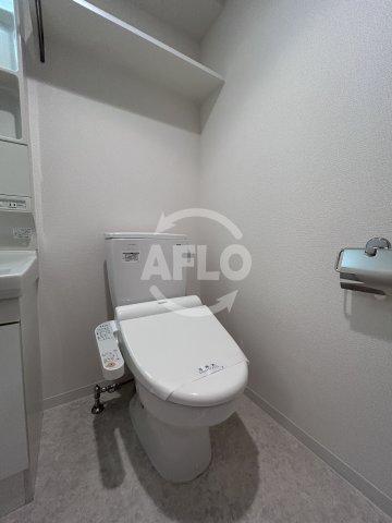 トイレ　エステムコート新大阪VIIIレヴォリス　トイレ
