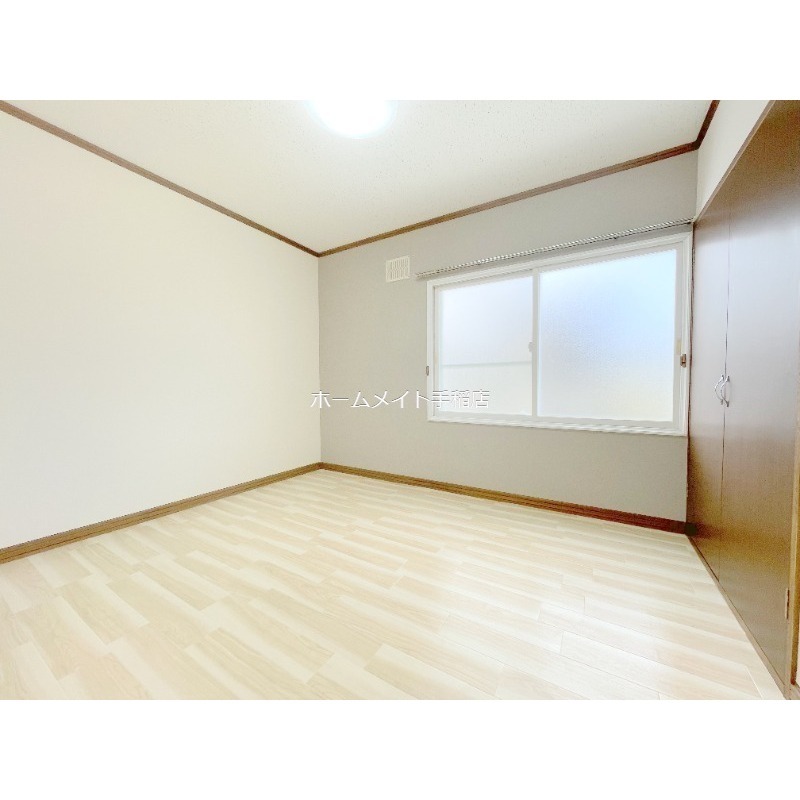 その他部屋・スペース　明るい洋室、寝室にどうぞ♪