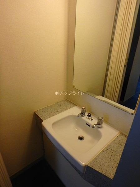 洗面設備　独立洗面台