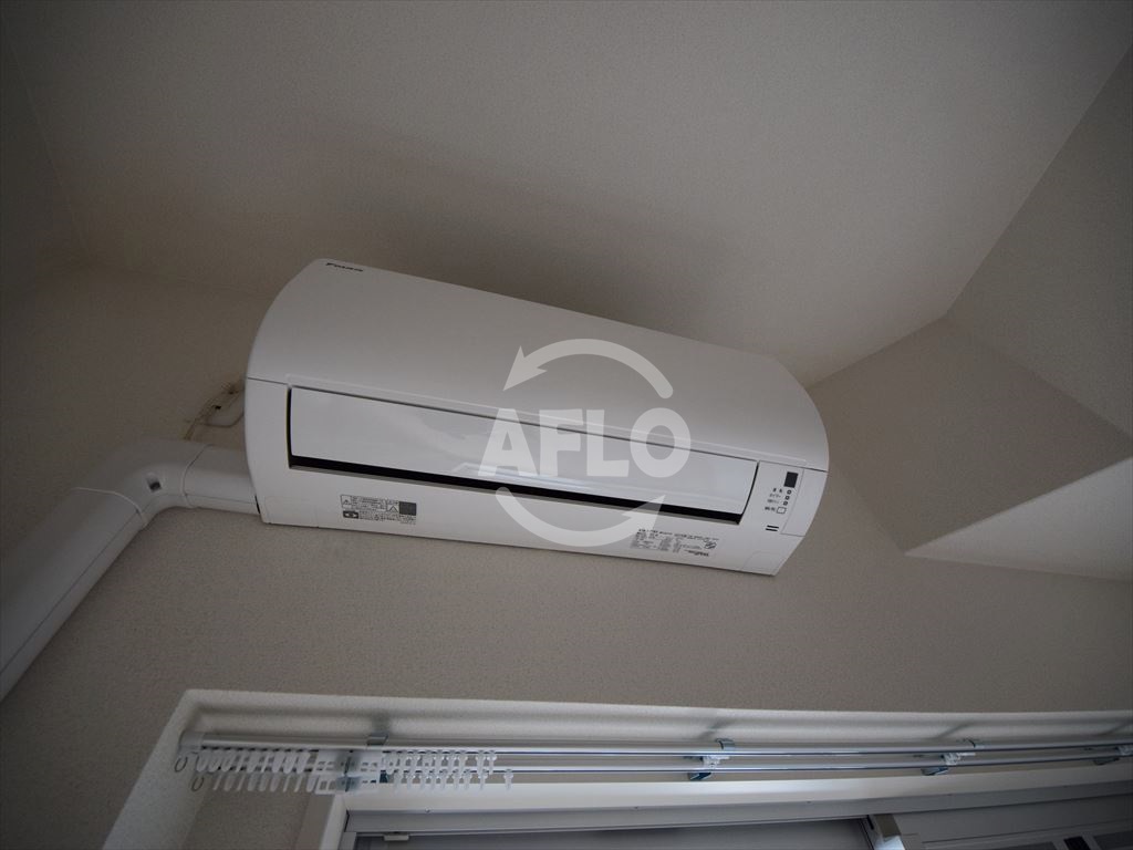 その他設備　プレサンス谷町七丁目　エアコン