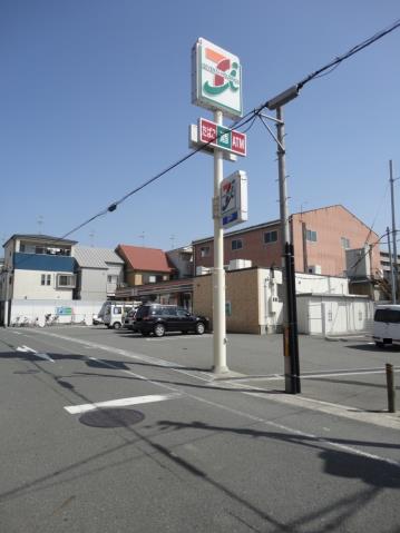 コンビニ　セブンイレブン（コンビニ）まで145m