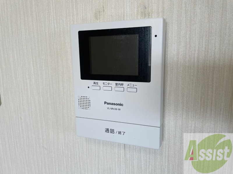 セキュリティ　ＴＶモニター付インターホンです。来客者の顔が見えるので安心！