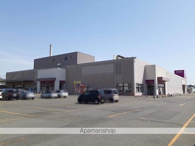 ショッピングセンター　イオン静内店（ショッピングセンター）まで500m