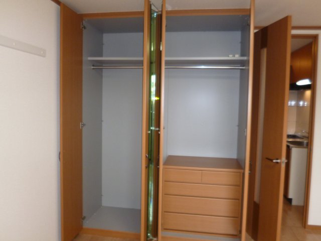 収納　クローゼット