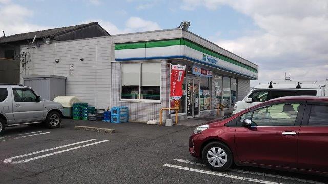 コンビニ　ファミリーマート 総合流通センター北店（コンビニ）まで1075m