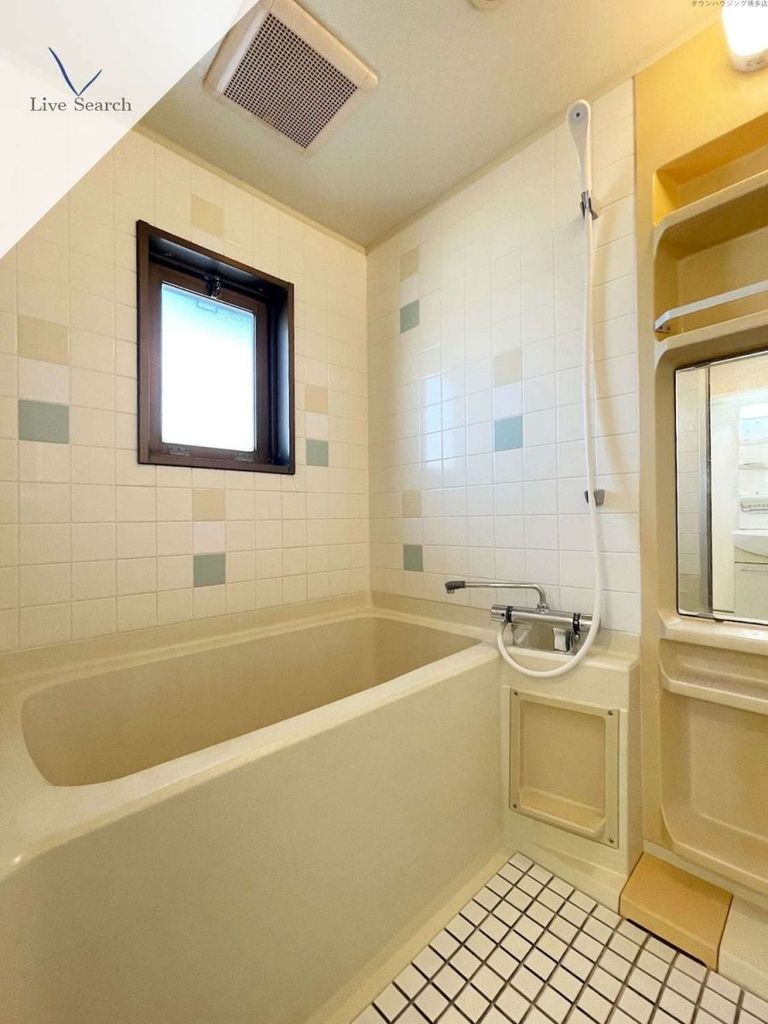 バス・シャワールーム　バス