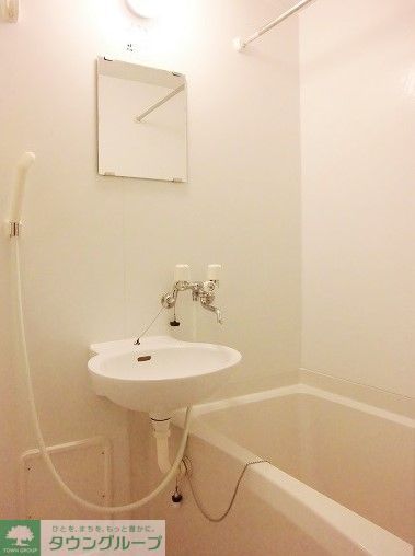 バス・シャワールーム　バスルーム