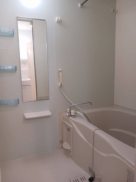 バス・シャワールーム　浴室