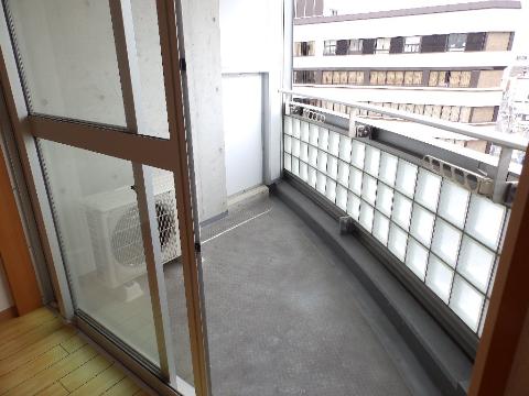 バルコニー　ベランダ