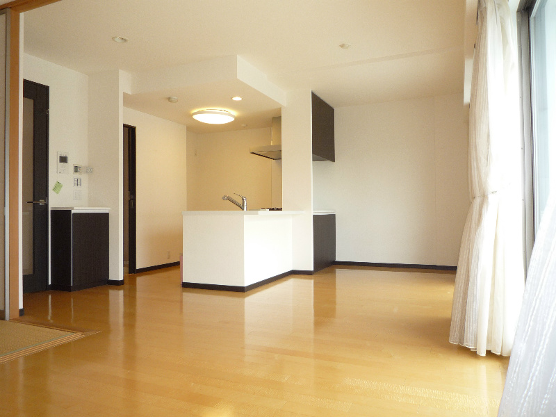 居室・リビング　※別タイプの写真になります。