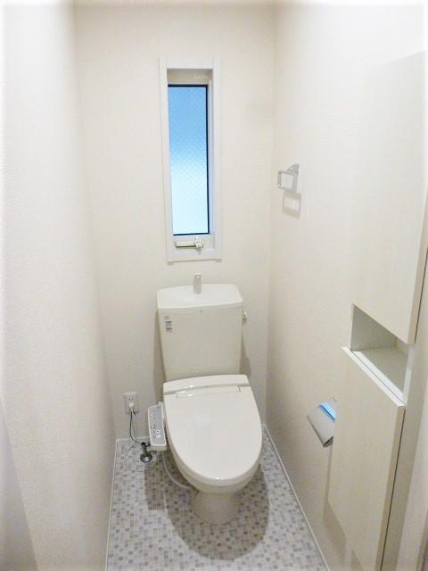 トイレ　トイレもきれいです