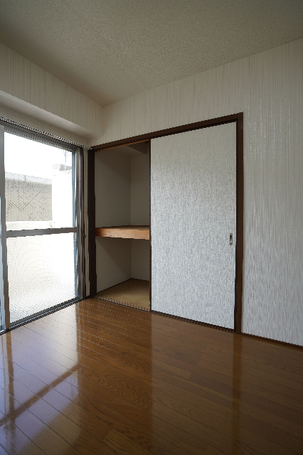 収納　同じ建物の別なお部屋