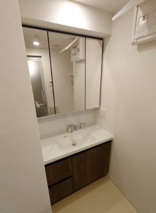 洗面設備　☆嬉しい独立洗面台☆