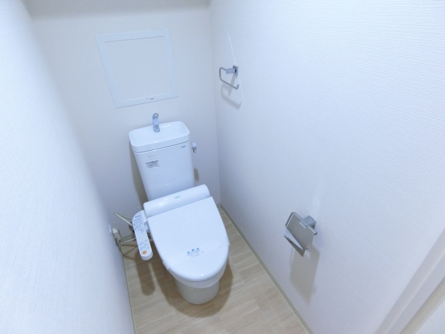 トイレ　洗浄便座付き