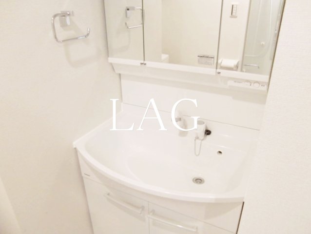 洗面設備　洗面台です。