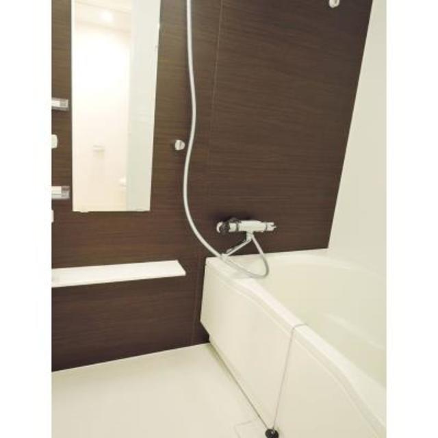 バス・シャワールーム　※写真は同タイプ住戸です。