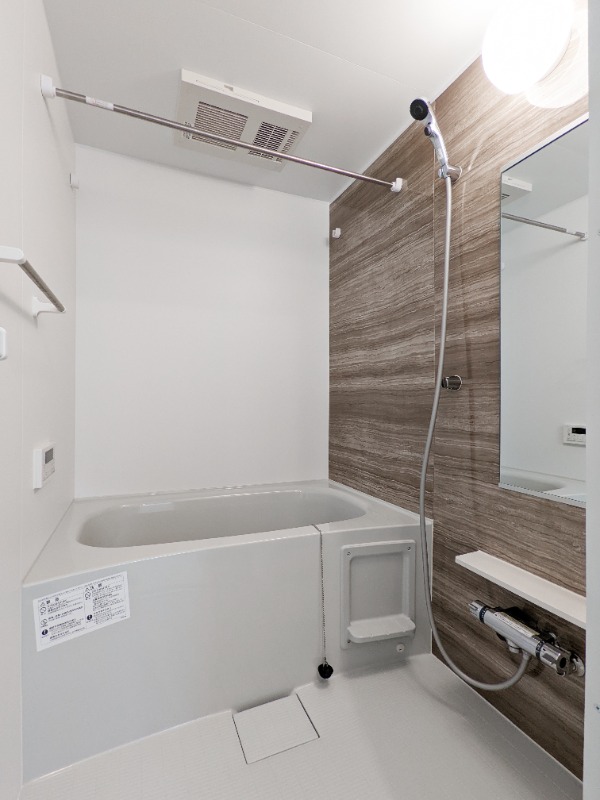 バス・シャワールーム　図面と現状に相違がある場合には現状を優先