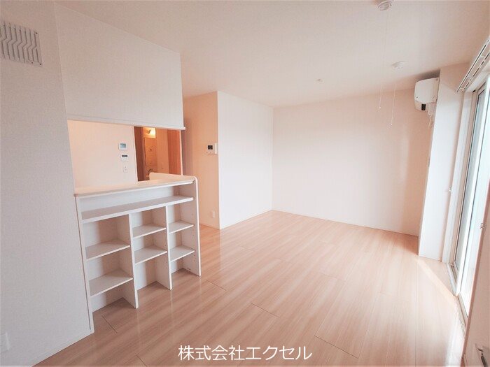 居室・リビング　明るい室内です。