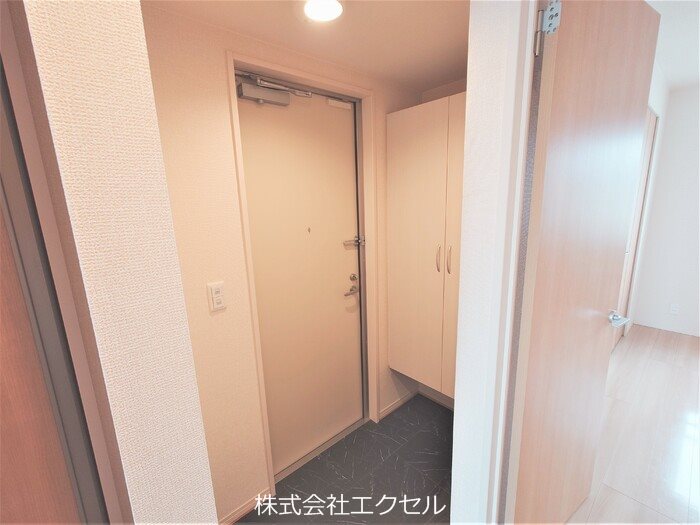 玄関　同等タイプのイメージ画像です。