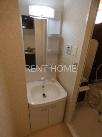 洗面設備　シャンプードレッサーです。