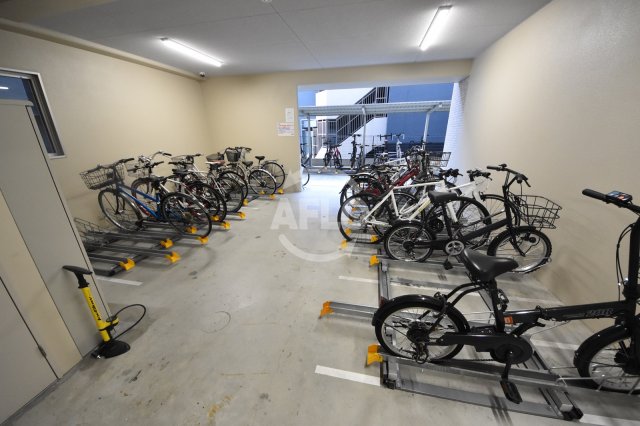 その他共有部分　ウエンズ大阪城北　駐輪場