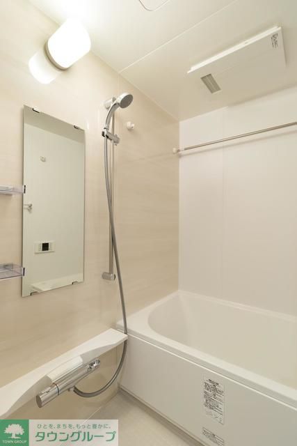 バス・シャワールーム　※写真は同タイプ住戸です。