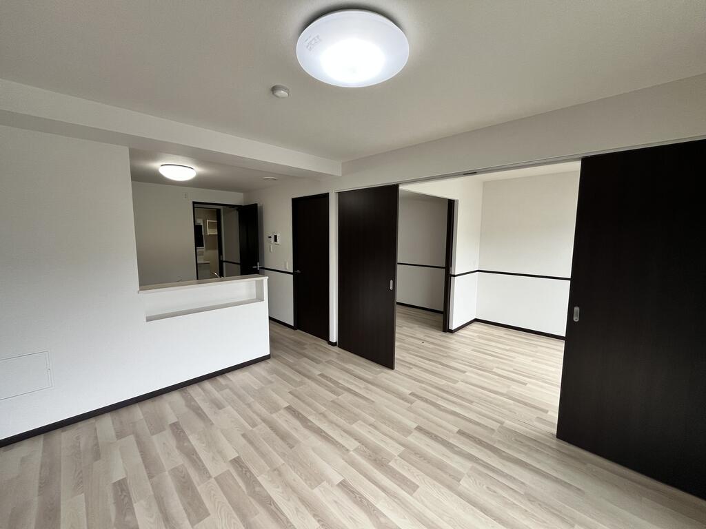 居室・リビング　同タイプが付きます