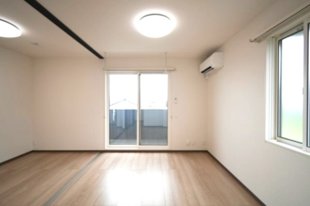 居室・リビング　使いやすい居間です