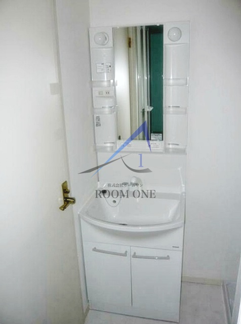 洗面設備　洗面台です。