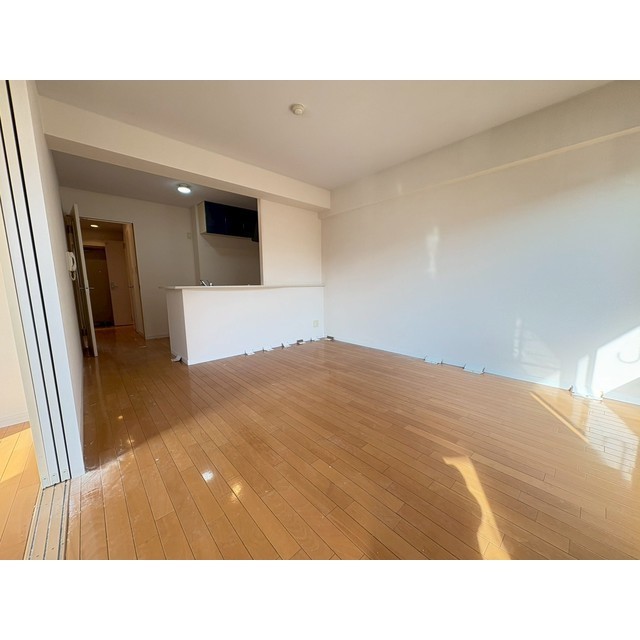 居室・リビング　別部屋参照・現況優先