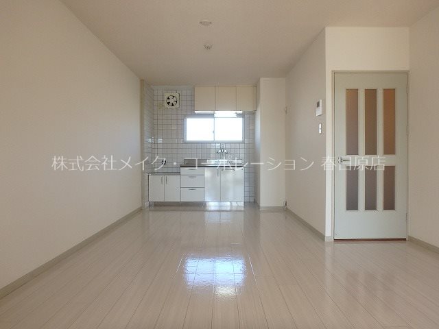 居室・リビング　写真は同型タイプ