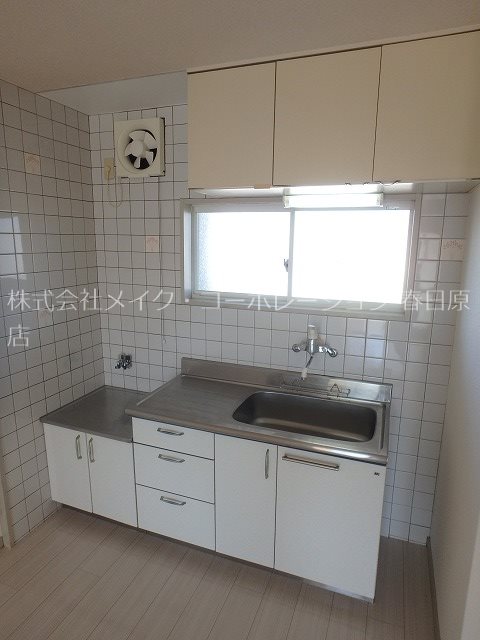 キッチン　写真は同型タイプ