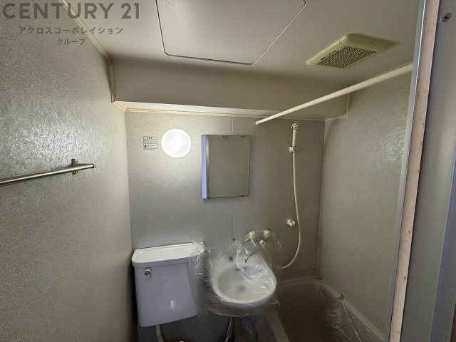 洗面設備　浴室内に洗面台あり♪