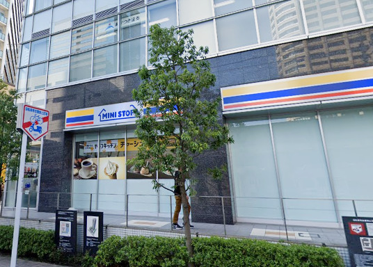 コンビニ　ミニストップ（コンビニ）まで230m
