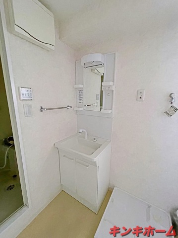 洗面設備　写真は同タイプの別号室です